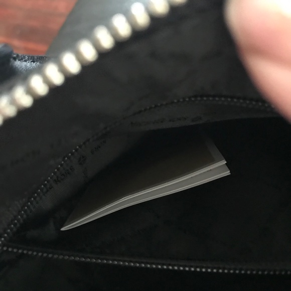 🔥🔥🔥Michael Kors Crossbody Handbag🔥🔥🔥 - Picture 8 of 10